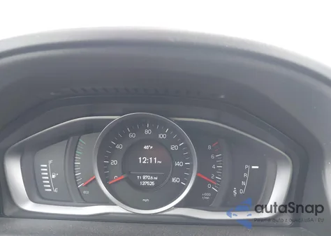 2016 Volvo Xc60 T5 Drive-E from USA, damaged, VIN YV440MDJ4G2842525